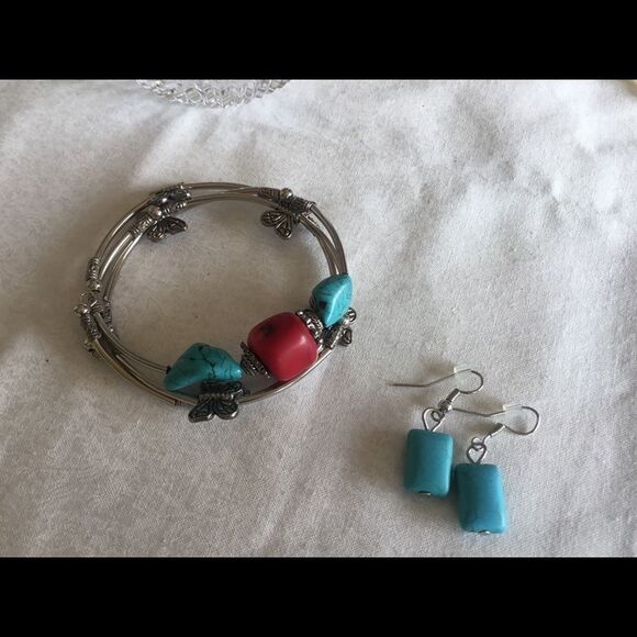 $12 ea. Or 3/$25. Silvertone Bracelet and Ear. Set - Picture 2 of 8